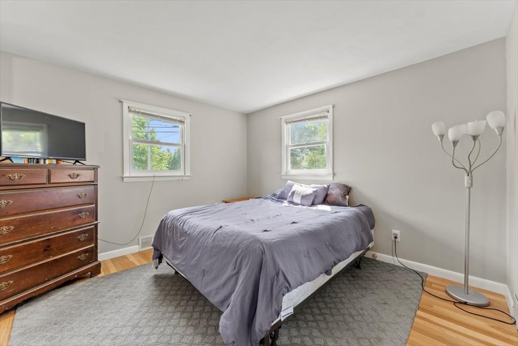 528 Morgan Road West Springfield, MA 01089 - Photo 19 of 42 a bedroom with a bed and a window