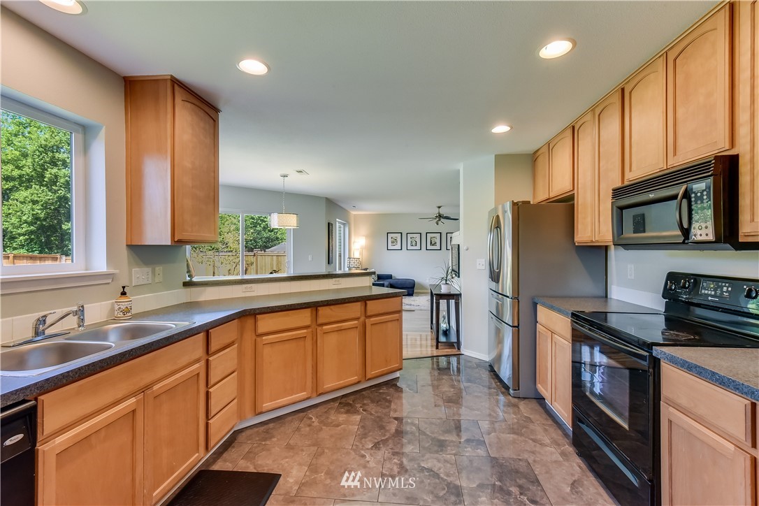 28514 Northeast Roney Road Duvall, WA 98019 - Photo 13 of 25