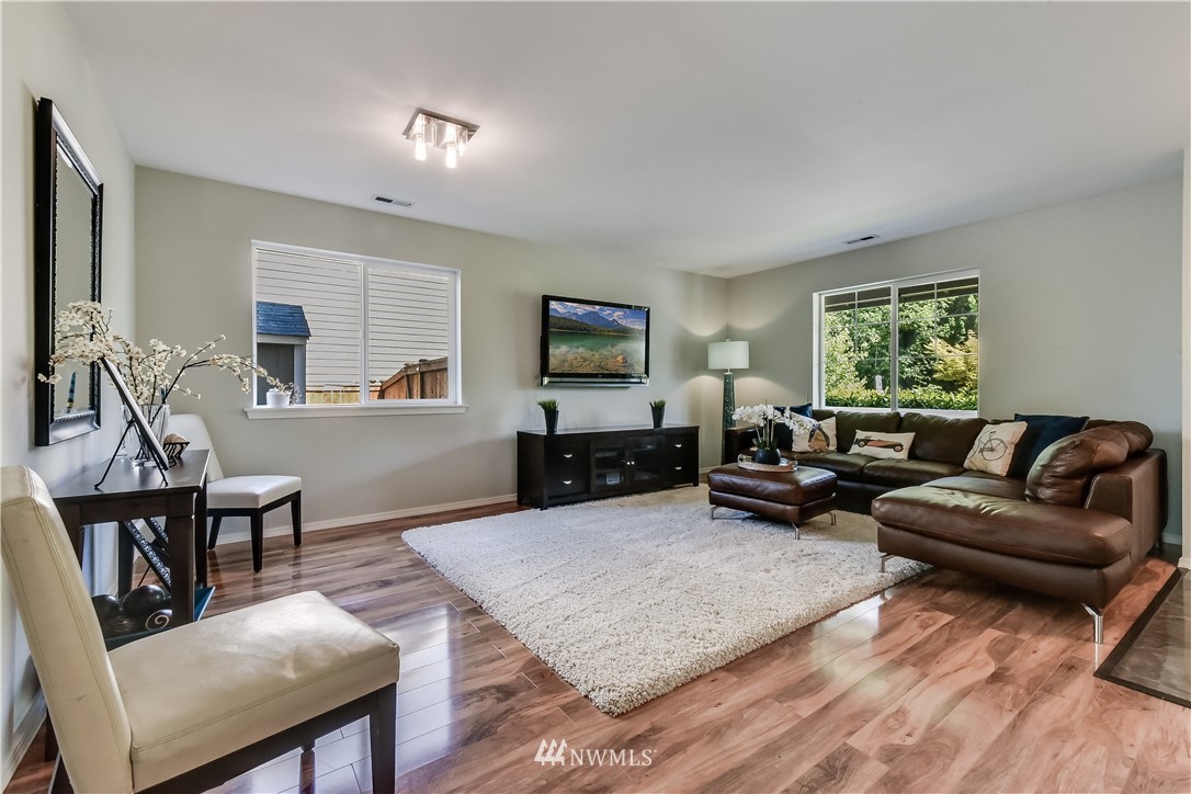 28514 Northeast Roney Road Duvall, WA 98019 - Photo 5 of 25