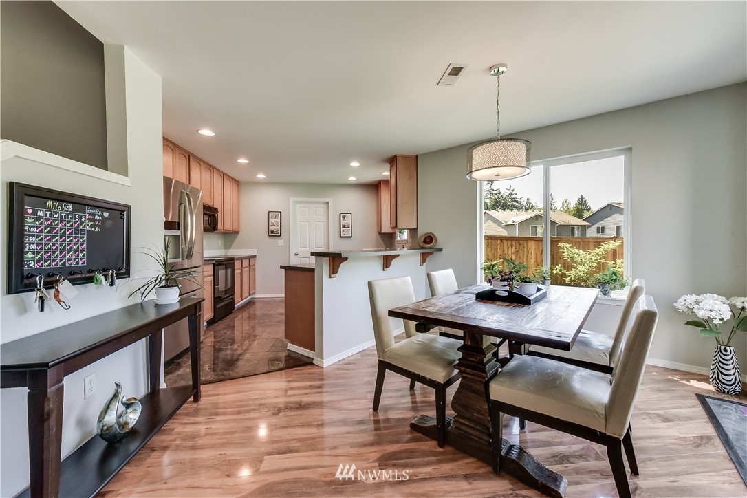 28514 Northeast Roney Road Duvall, WA 98019 - Photo 9 of 25