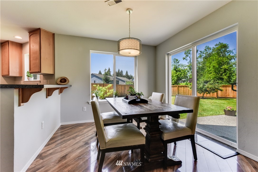 28514 Northeast Roney Road Duvall, WA 98019 - Photo 10 of 25