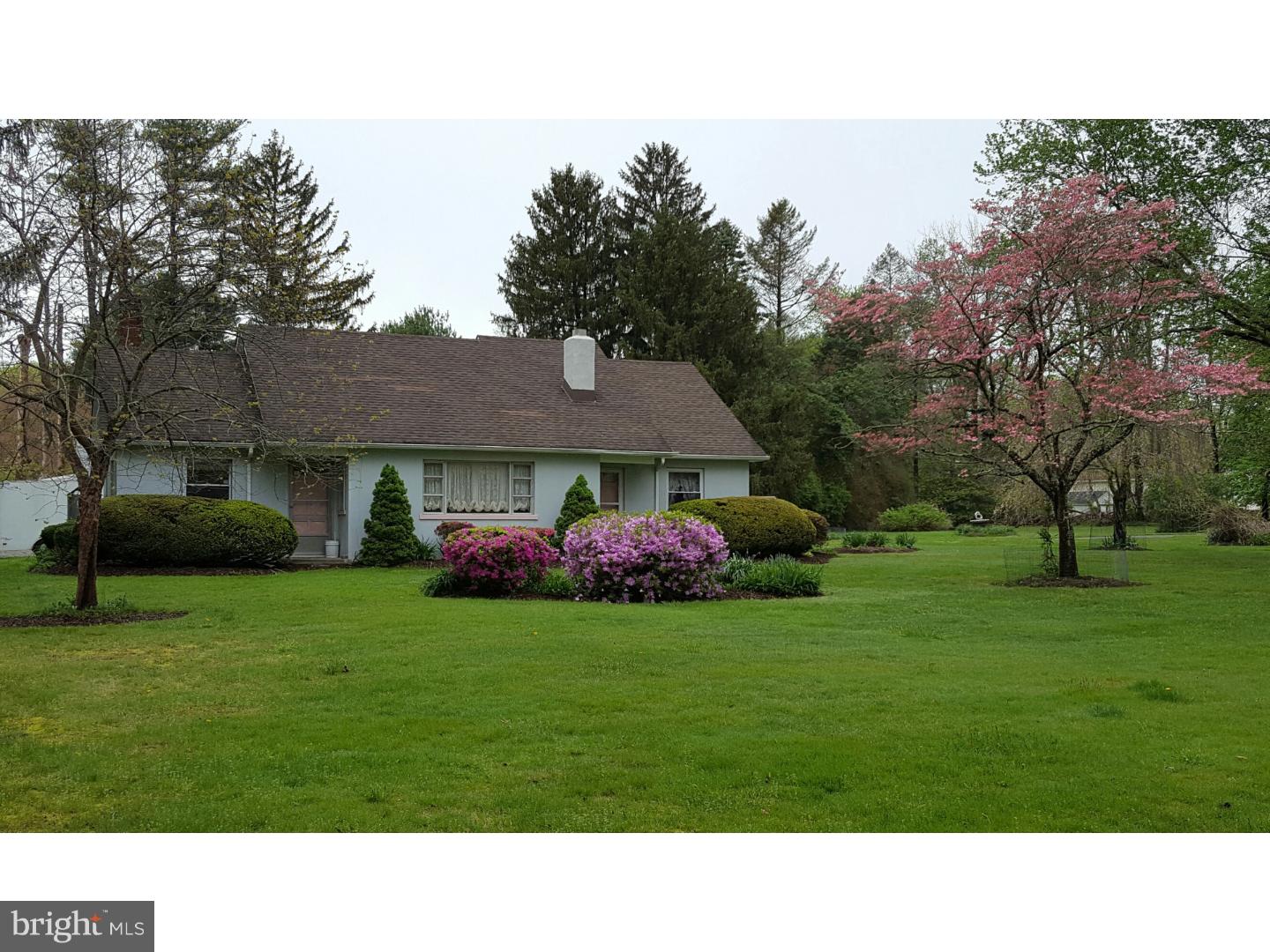 32 Springfield Road Pemberton, NJ 08068 - Photo 1 of 25 Exterior Front