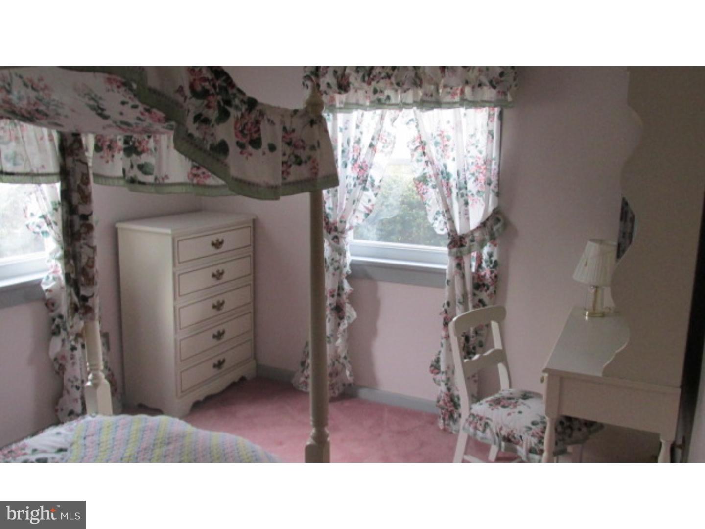 32 Springfield Road Pemberton, NJ 08068 - Photo 13 of 25 Bedroom 3