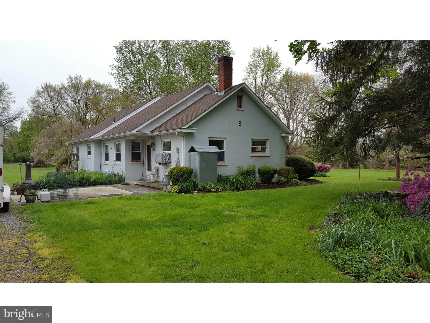 32 Springfield Road Pemberton, NJ 08068 - Photo 18 of 25 Exterior Side