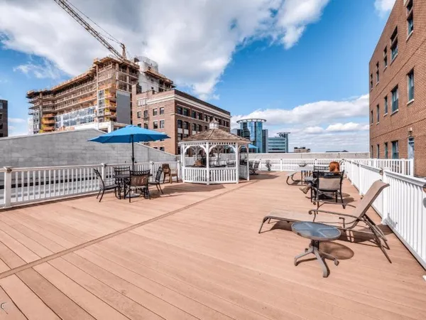 $289,900 | 125 South Kalamazoo Mall, Unit 508, Kalamazoo, MI 49007