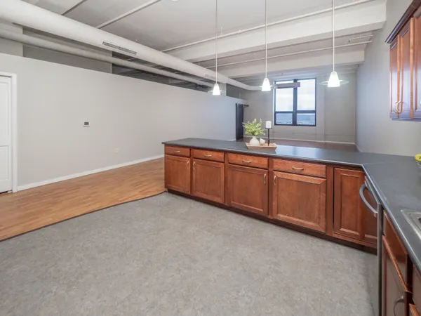 $289,900 | 125 South Kalamazoo Mall, Unit 508, Kalamazoo, MI 49007