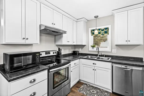 $289,900 | 1200 Sahlman Avenue, Cloquet, MN 55720