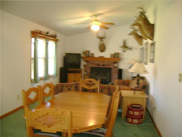 2613 Hancock Ridge Road Martinsville, IN 46151 - Photo 3 of 12