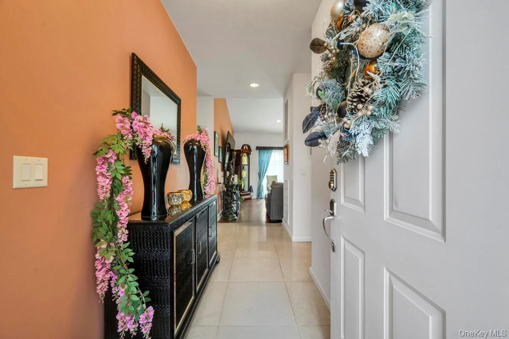 191 Flower Road Shirley, NY 11967 - Photo 12 of 39