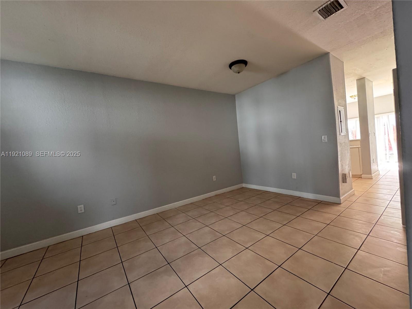 1660 Southeast 29th Street, Unit 100 Homestead, FL 33035 - Photo 6 of 7