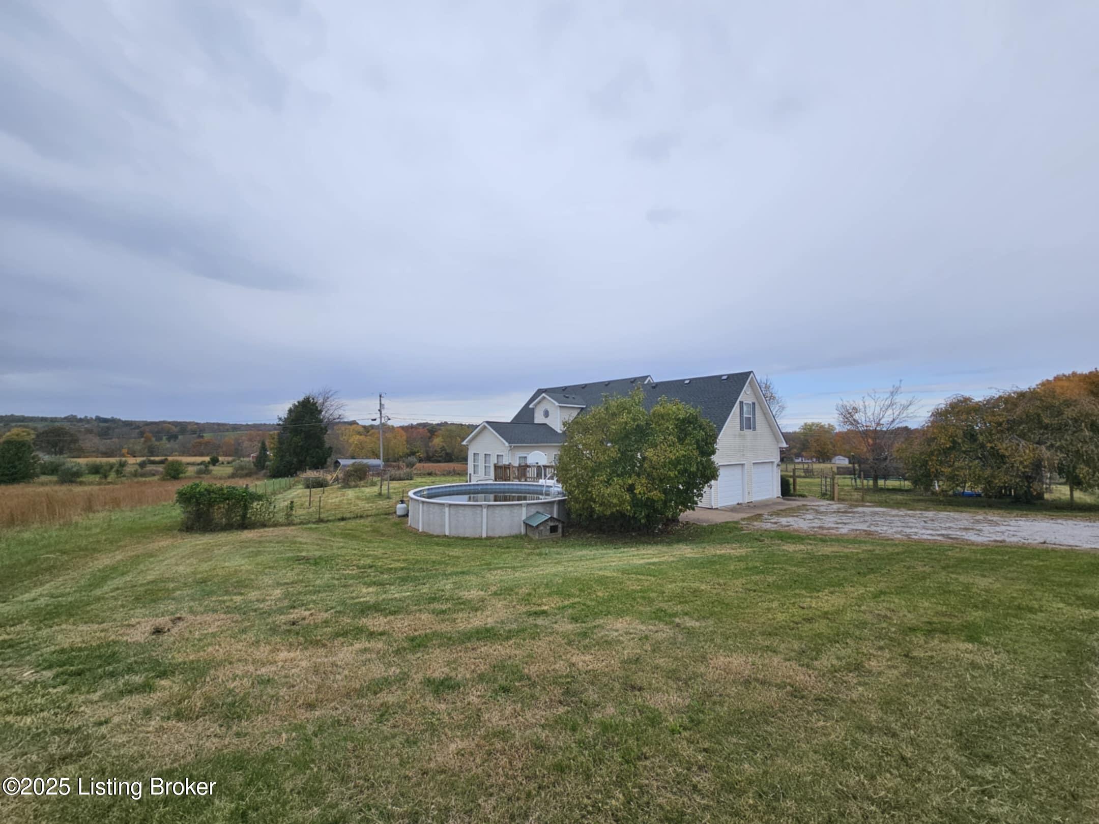 424 Claggett Road Leitchfield, KY 42754 - Photo 12 of 13 557acf23-52bc-4f1b-8ff6-f825143e52f1