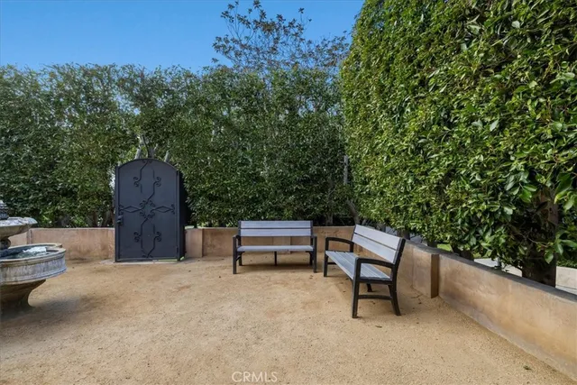 $9,850 | 1116 South Highland Avenue, Los Angeles, CA 90019