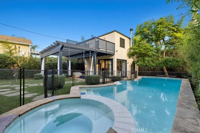 $9,850 | 1116 South Highland Avenue, Los Angeles, CA 90019