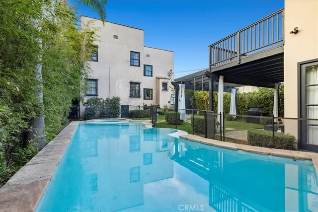 $9,850 | 1116 South Highland Avenue, Los Angeles, CA 90019