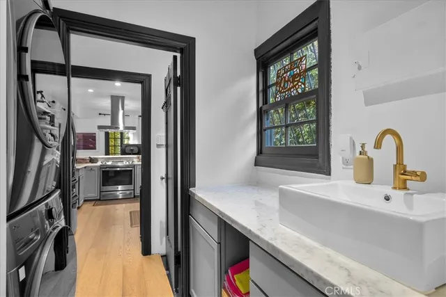 $9,850 | 1116 South Highland Avenue, Los Angeles, CA 90019