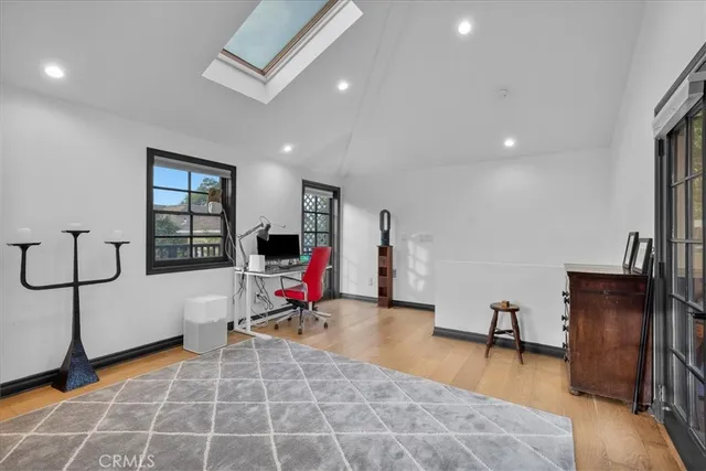 $9,850 | 1116 South Highland Avenue, Los Angeles, CA 90019