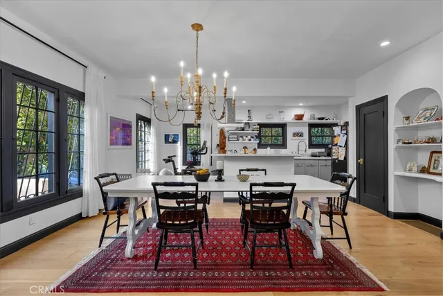 $9,850 | 1116 South Highland Avenue, Los Angeles, CA 90019