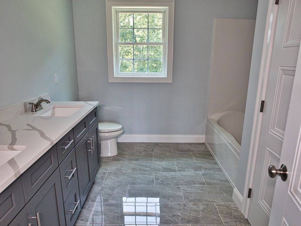 86 Watuppa Road Westport, MA 02790 - Photo 20 of 21 Gallery Image 20