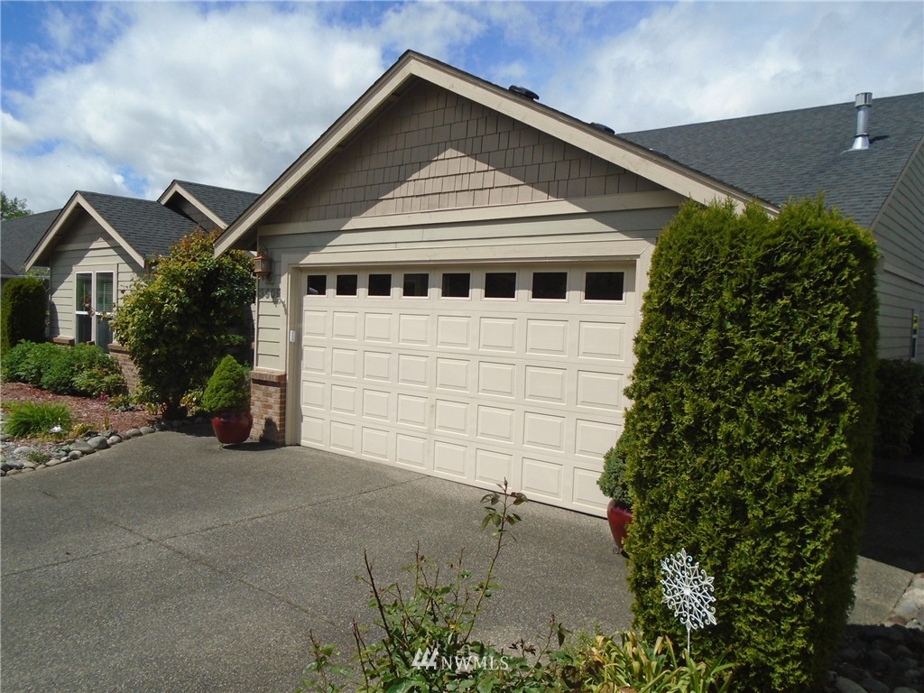 3909 Ruston Way Bellingham, WA 98226 - Photo 3 of 25 Gallery Image 3