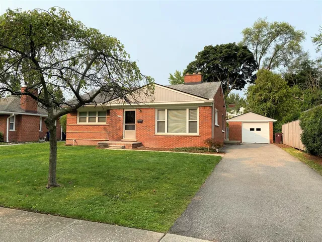 $2,600 | 1510 Woodland Drive, Ann Arbor, MI 48103
