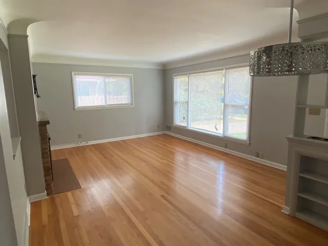 $2,600 | 1510 Woodland Drive, Ann Arbor, MI 48103