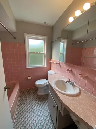 $2,600 | 1510 Woodland Drive, Ann Arbor, MI 48103