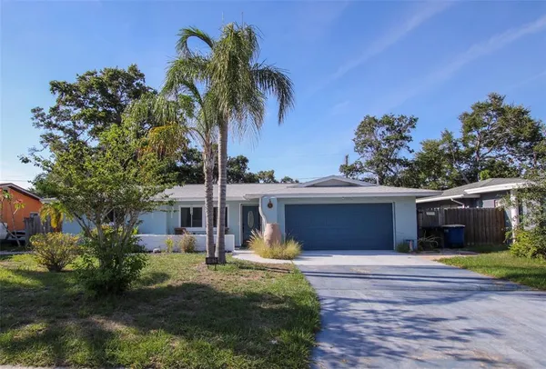 $425,000 | 1462 Carolyn Lane, Clearwater, FL 33755