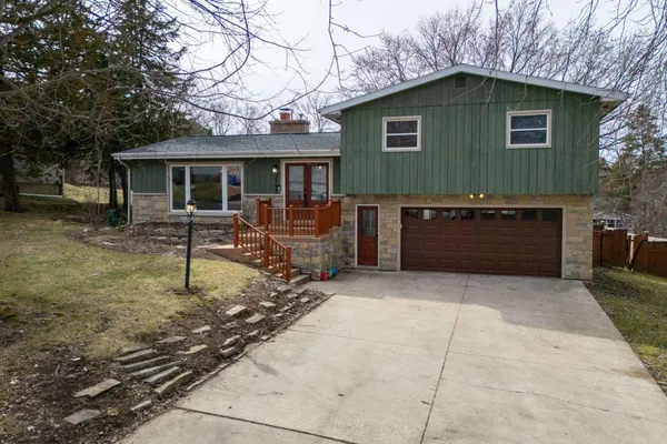 $474,900 | 2743 Lyman Lane, Fitchburg, WI 53711