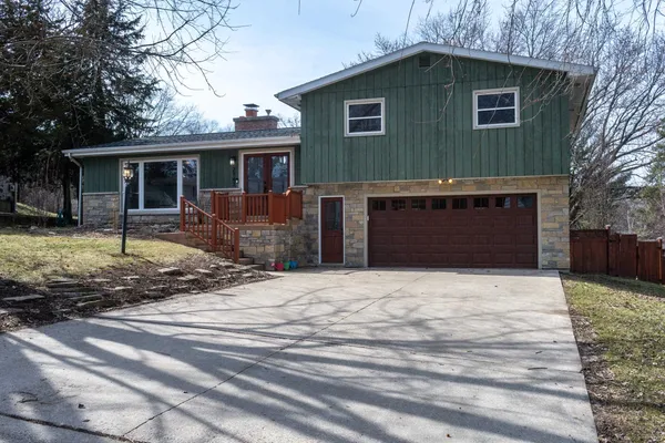 $474,900 | 2743 Lyman Lane, Fitchburg, WI 53711