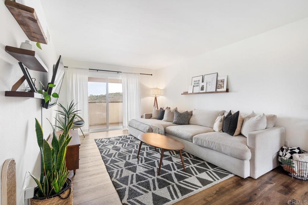 303 Stage Coach Oceanside, CA 92057 - Photo 4 of 24