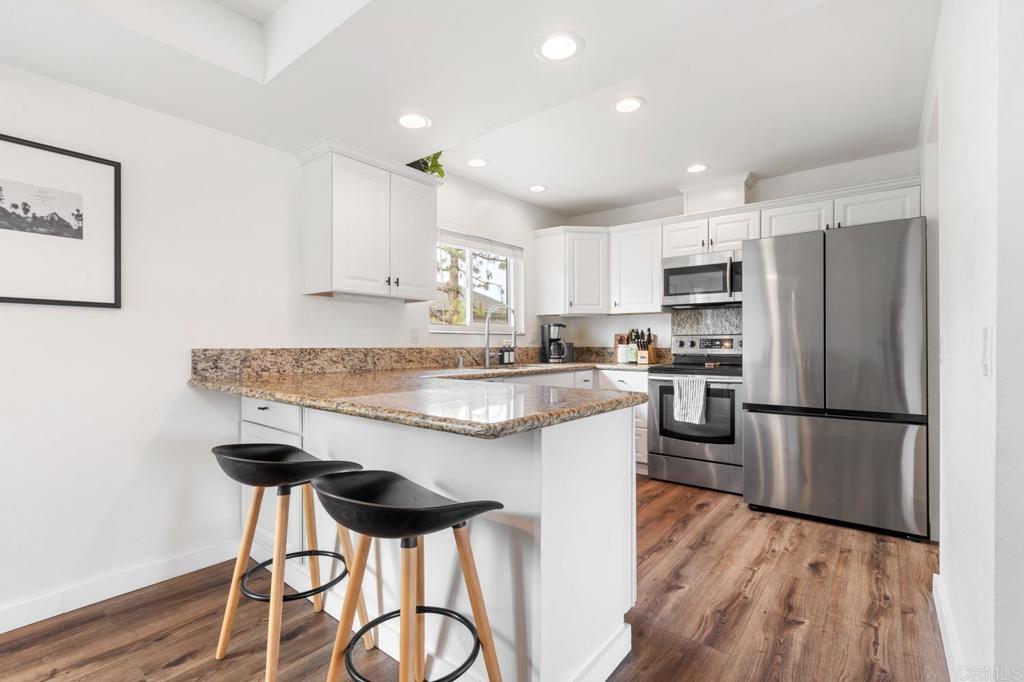 303 Stage Coach Oceanside, CA 92057 - Photo 7 of 24