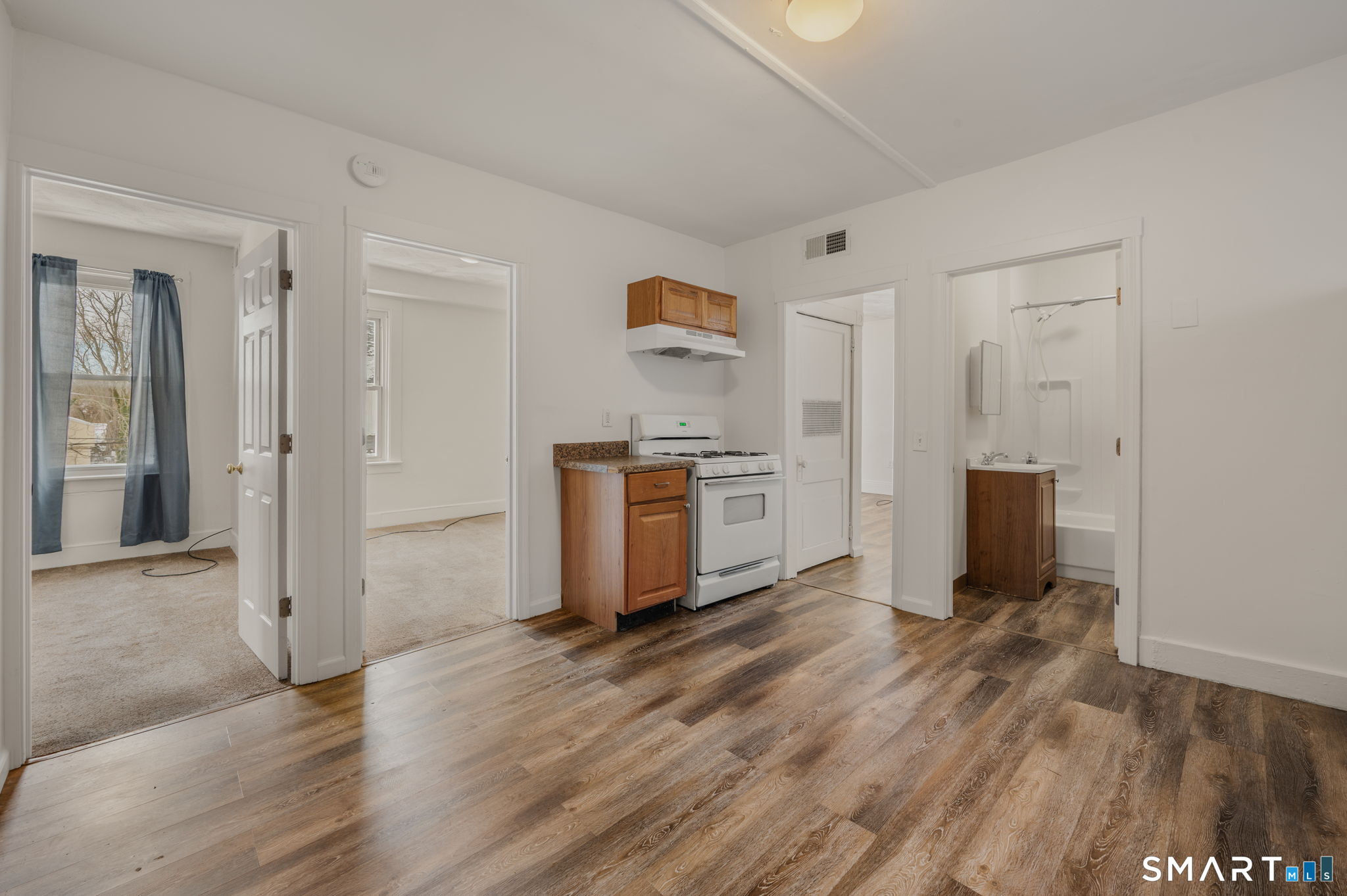 22 Chappell Street New London, CT 06320 - Photo 15 of 36