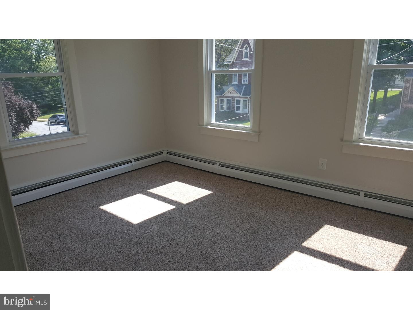 329 Washington Street Spring City, PA 19475 - Photo 10 of 25 Bedroom - Main