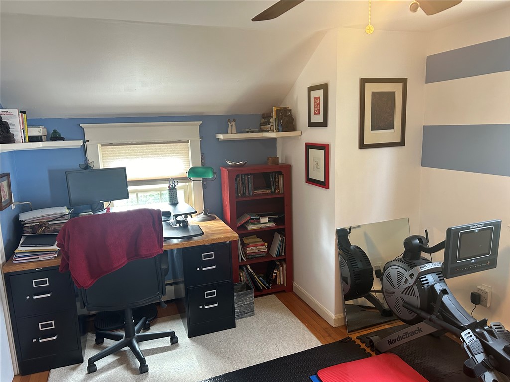 7 Boulevard East Middletown, RI 02842 - Photo 21 of 39