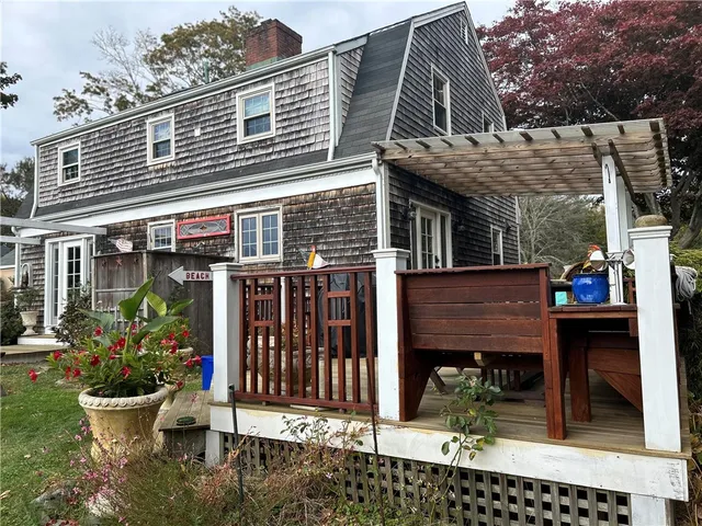 $10,000 | 7 Boulevard East, Middletown, RI 02842