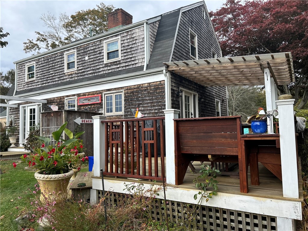 7 Boulevard East Middletown, RI 02842 - Photo 29 of 39