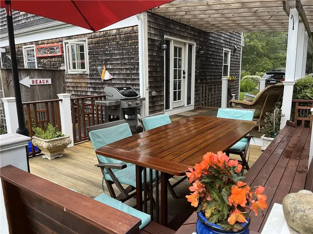 $10,000 | 7 Boulevard East, Middletown, RI 02842