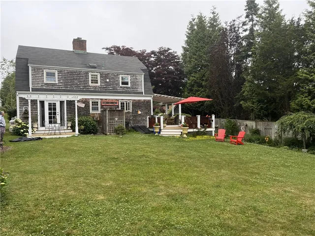 $10,000 | 7 Boulevard East, Middletown, RI 02842