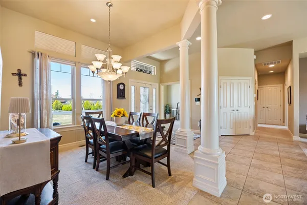 $715,000 | 1859 F 5th Road Northeast, Moses Lake, WA 98837