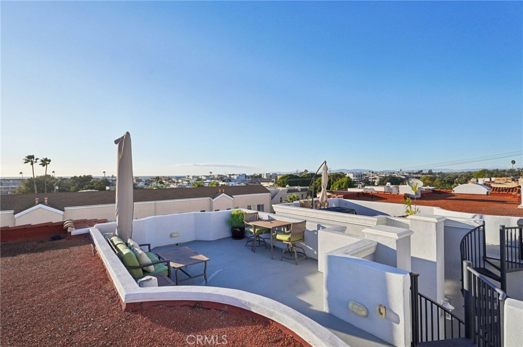 654 5th Street Hermosa Beach, CA 90254 - Photo 36 of 43