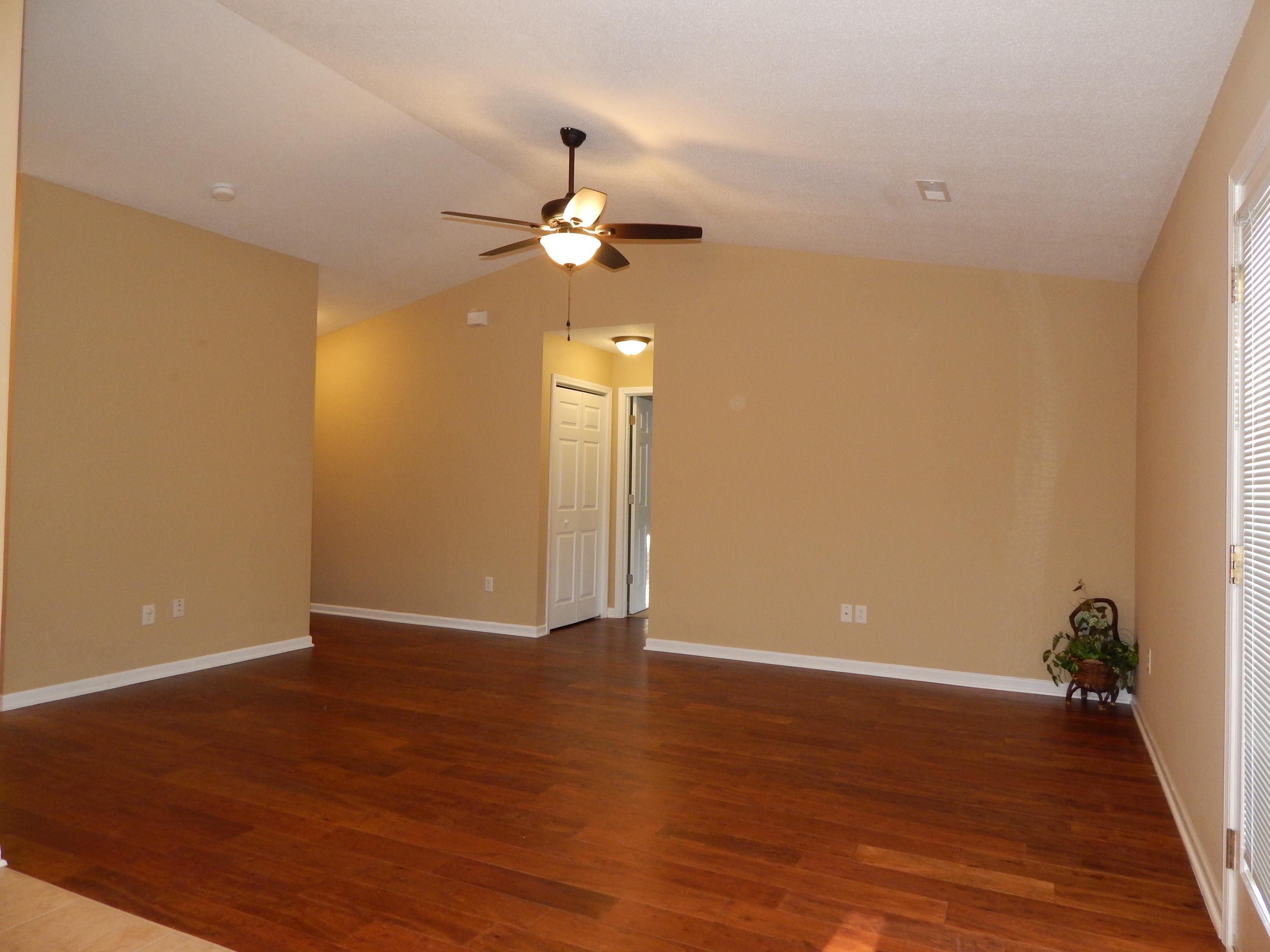 6334 Hugh Willis Road Powell, TN 37849 - Photo 3 of 17 DSCN0153