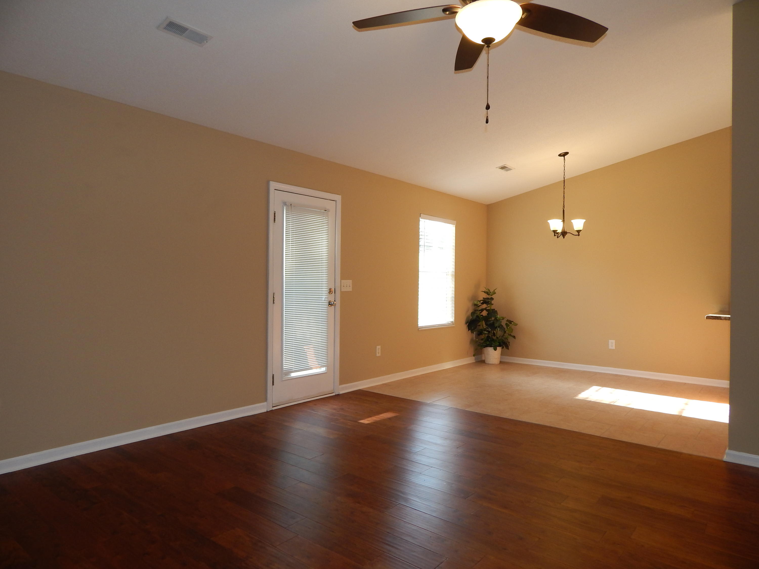 6334 Hugh Willis Road Powell, TN 37849 - Photo 4 of 17 DSCN0151