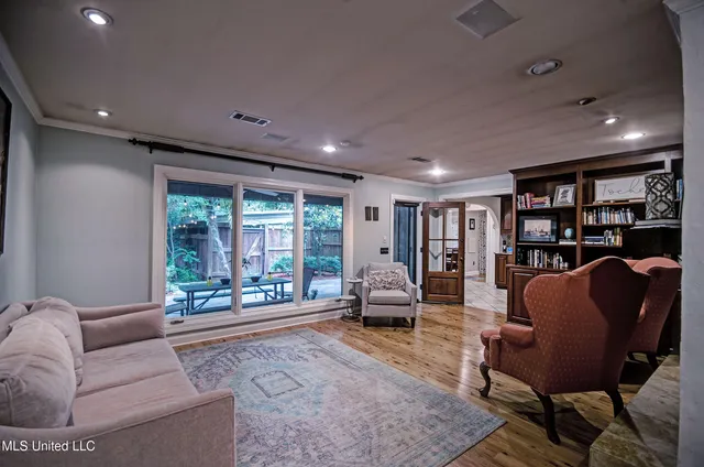 $2,800 | 4441 Hickory Ridge Road, Jackson, MS 39211