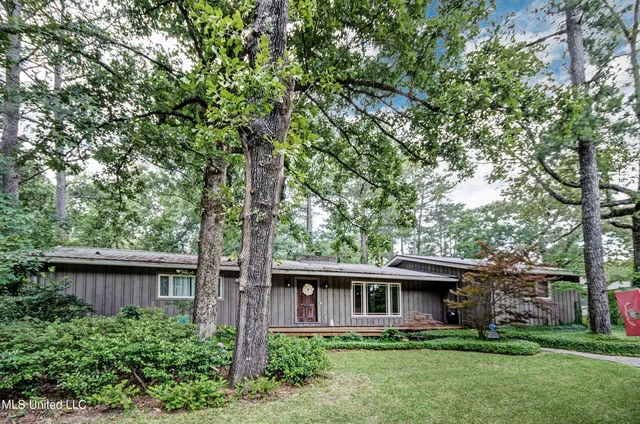 $2,800 | 4441 Hickory Ridge Road, Jackson, MS 39211