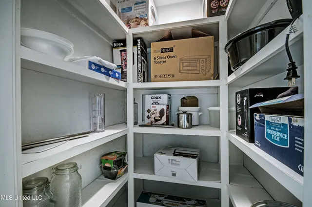 $2,800 | 4441 Hickory Ridge Road, Jackson, MS 39211