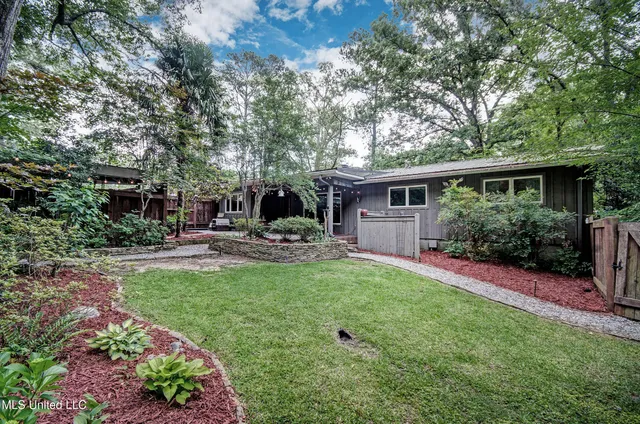 $2,800 | 4441 Hickory Ridge Road, Jackson, MS 39211