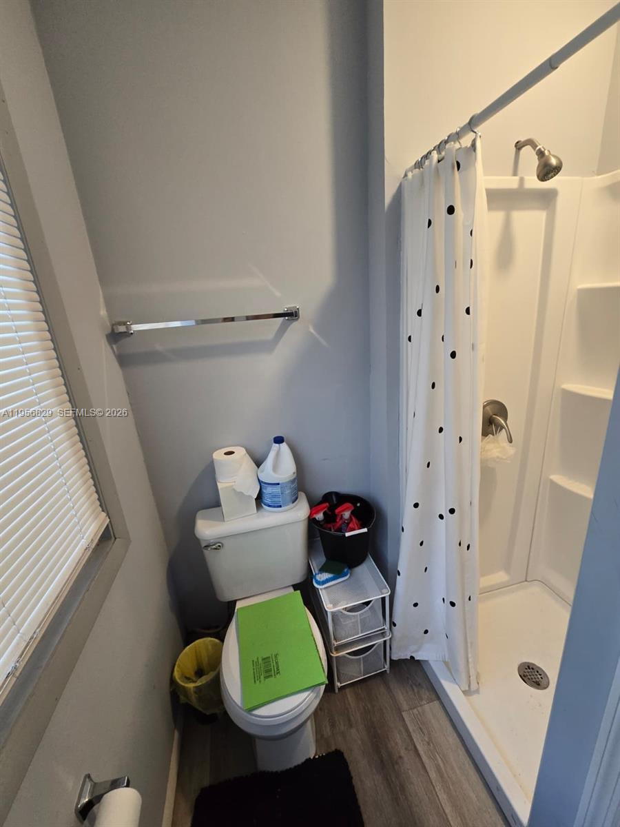 3083 Southwest 17th Street Miami, FL 33145 - Photo 17 of 19