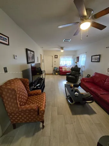 $3,500 | 3083 Southwest 17th Street, Miami, FL 33145