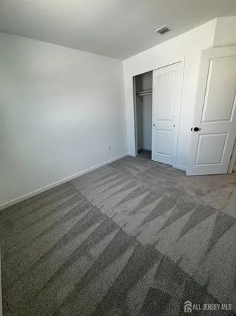 $3,350 | 59 Basswood Street, Berlin, NJ 08009