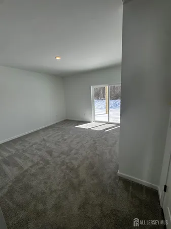 $3,350 | 59 Basswood Street, Berlin, NJ 08009